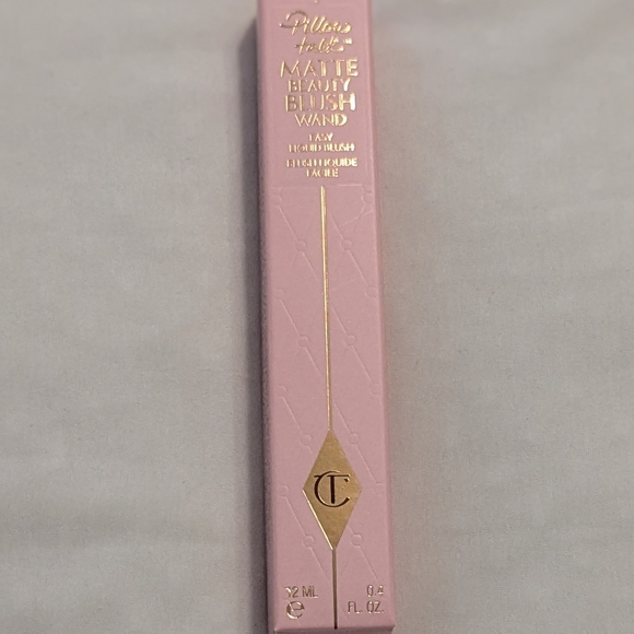 *Host Pick* Charlotte Tilbury MATTE BEAUTY BLUSH WAND PILLOW TALK PEACH POP NIB - Picture 2 of 12